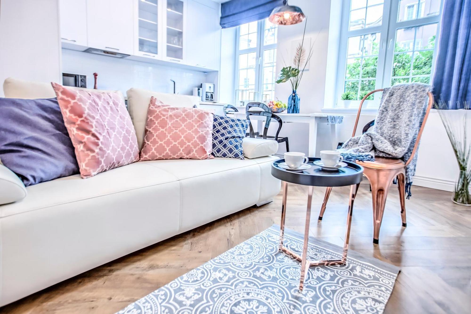 Family Luxury Nature Apartment, 1-6, 2 Sypialnie I Salon, 100M Bazylika กดัญสก์ ภายนอก รูปภาพ